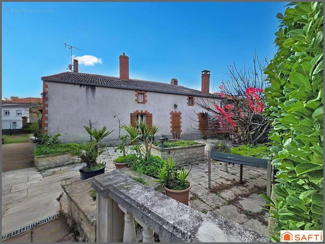 Photo 3 - Maison à VEZINS