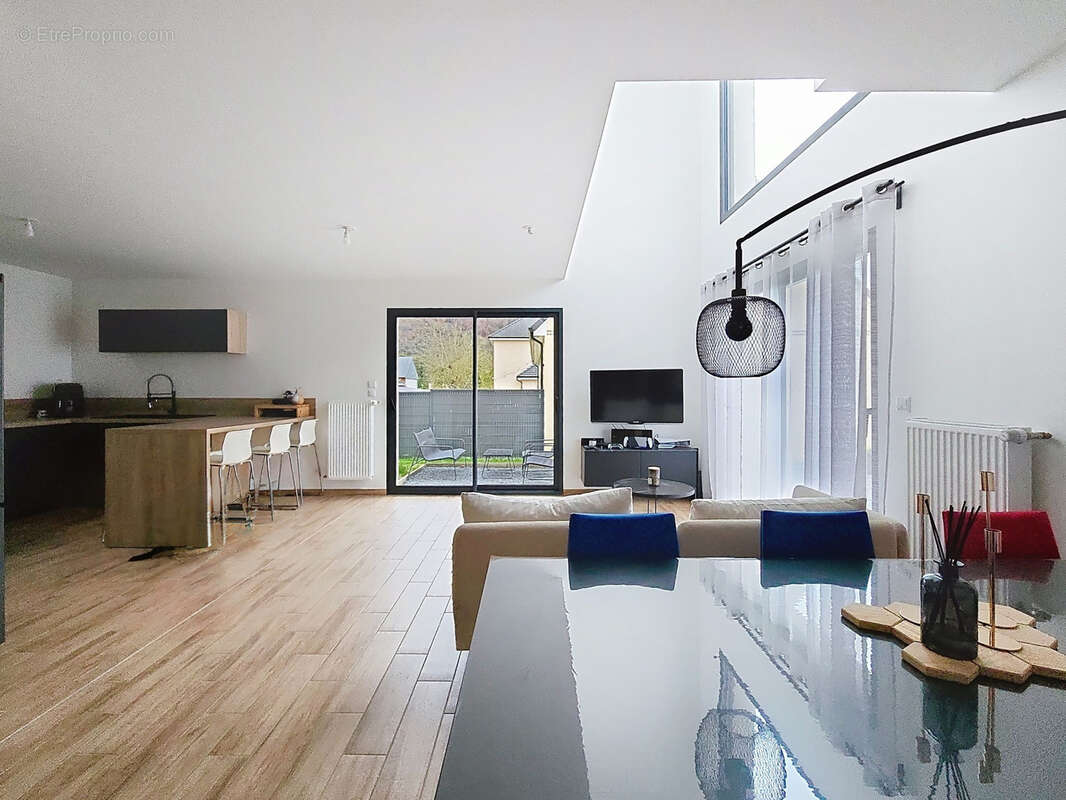 Maison à ROMILLY-SUR-ANDELLE