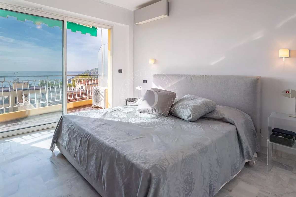 Appartement à VILLEFRANCHE-SUR-MER