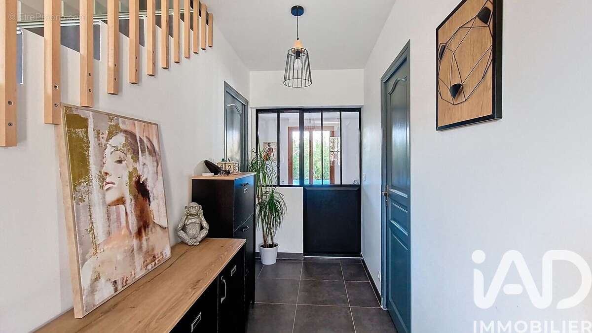 Photo 2 - Maison à SAINT-FARGEAU-PONTHIERRY