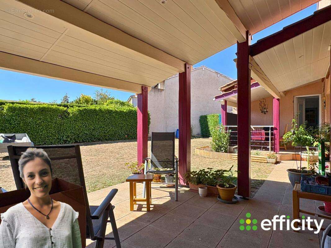 Maison à SURY-LE-COMTAL