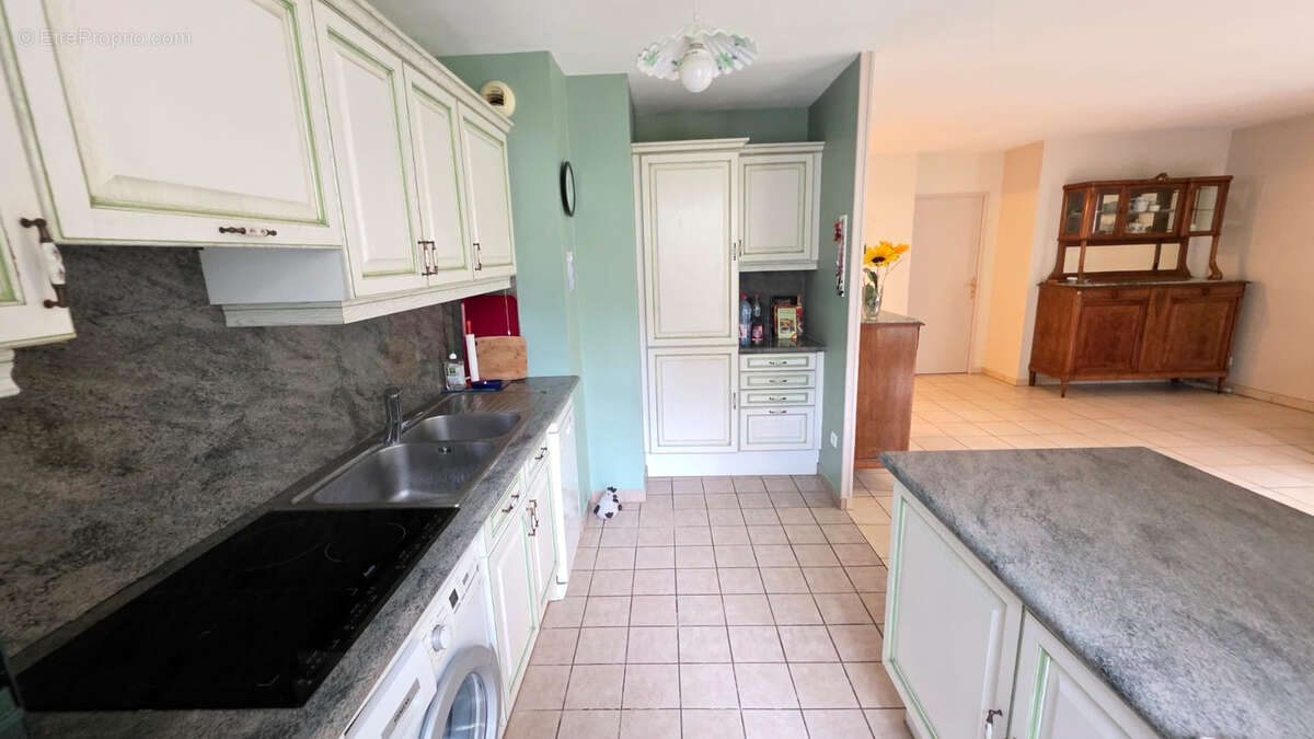 Appartement à LUZARCHES