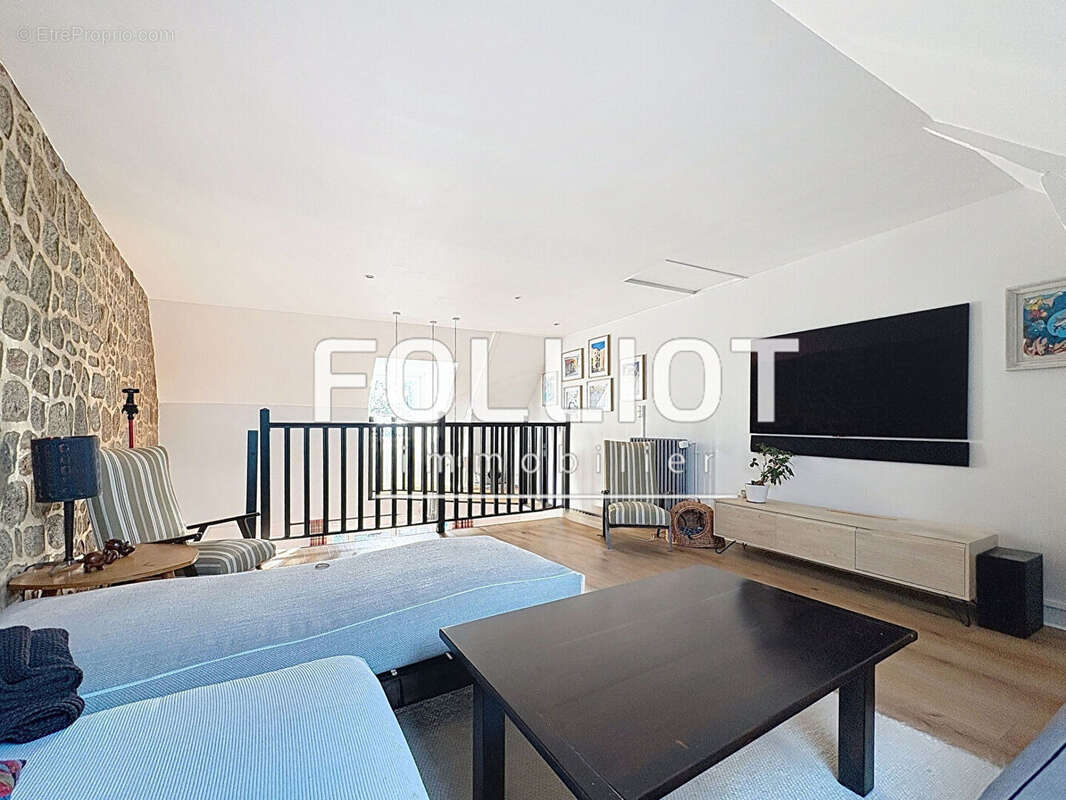 Appartement à FOUGERES