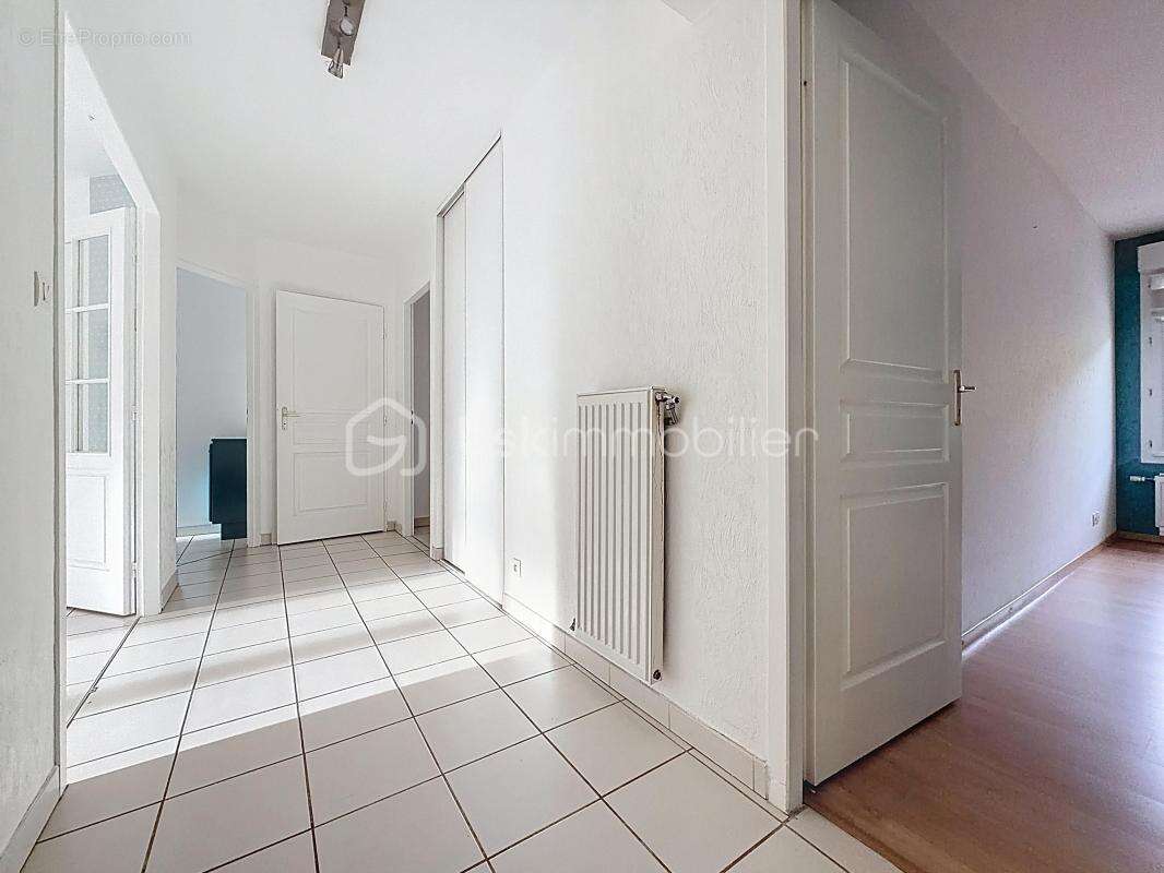 Appartement à VARCES-ALLIERES-ET-RISSET