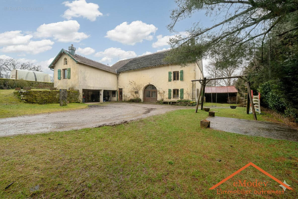 Maison à LE VAL-D'AJOL