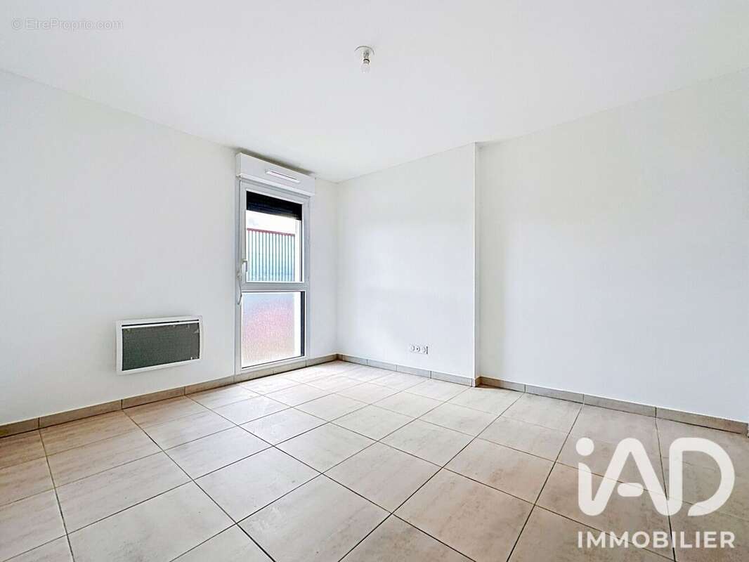 Appartement 80 m² à Nimes  - photo 8