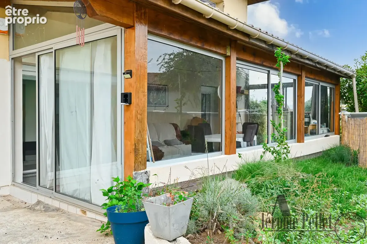Appartement esprit maison entièrement rénové avec jardin exceptionnel de 400 m2 - Hauteurs de Chasse-Sur-Rhône - photo 16