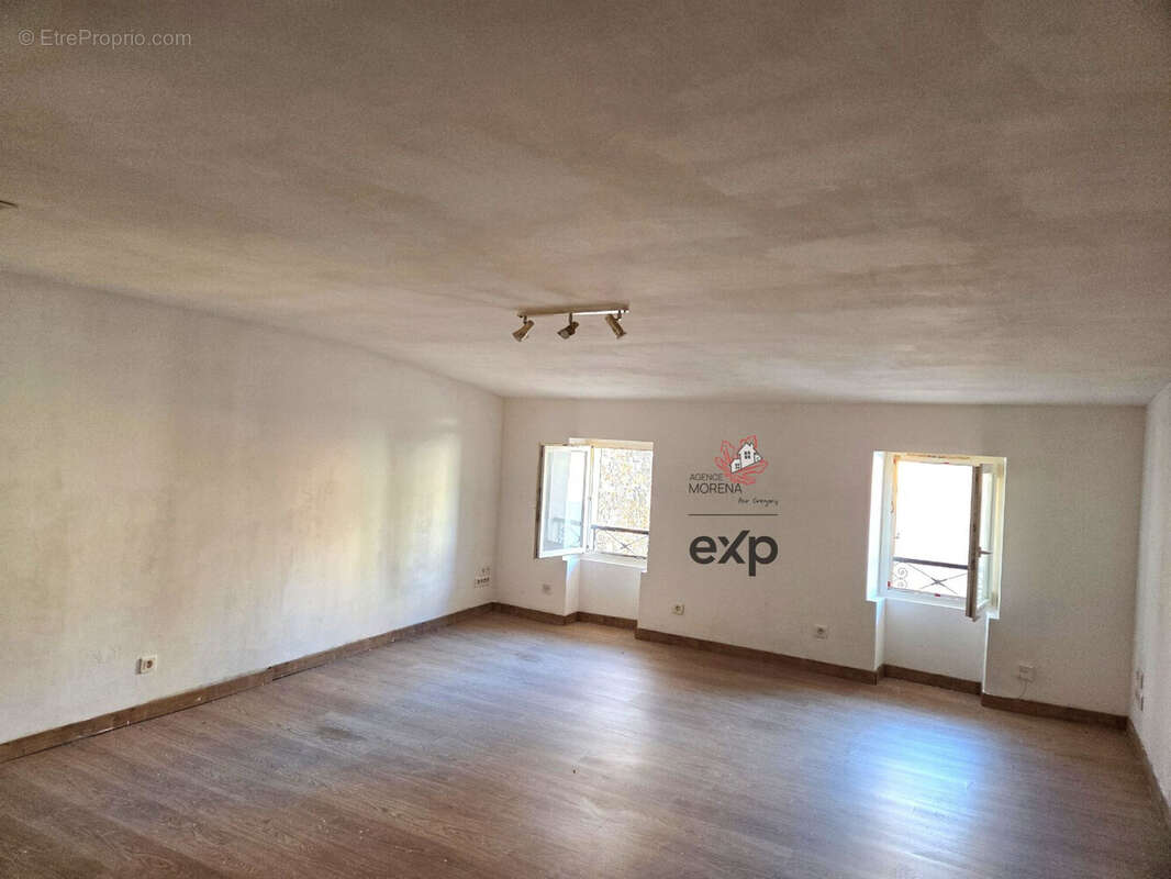 Appartement 66 m² à Sollies-Pont  - photo 7
