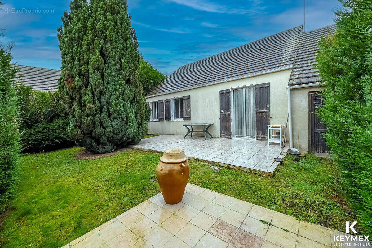 Maison à BRUYERES-SUR-OISE