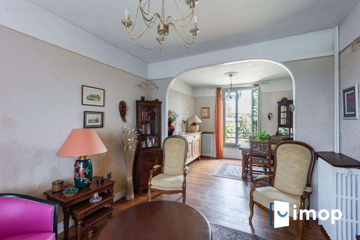 Maison à LAGNY-SUR-MARNE