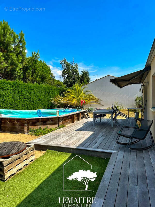 Maison à LES MATHES