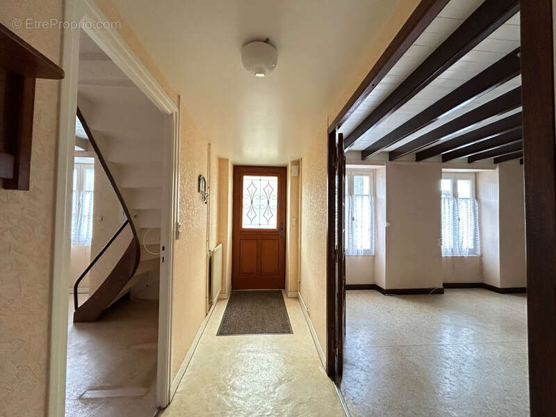 Maison à CHANTECORPS