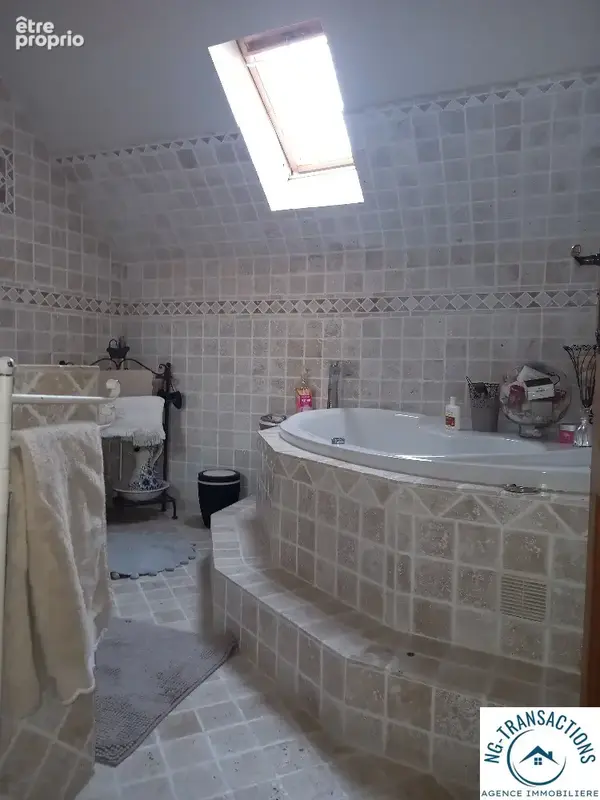 Maison de ville de 140m2 au calme - photo 9