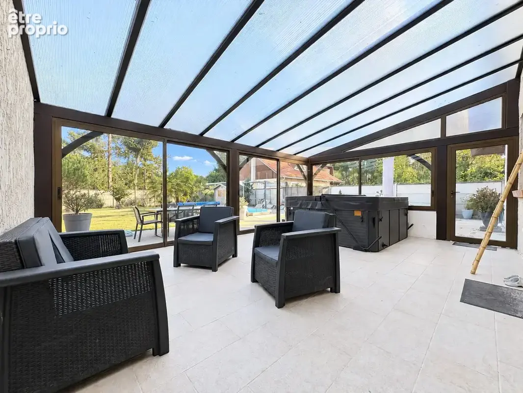 Maison 5 pièces 175 m² à vendre à Sucy-En-Brie (94370) - photo 9
