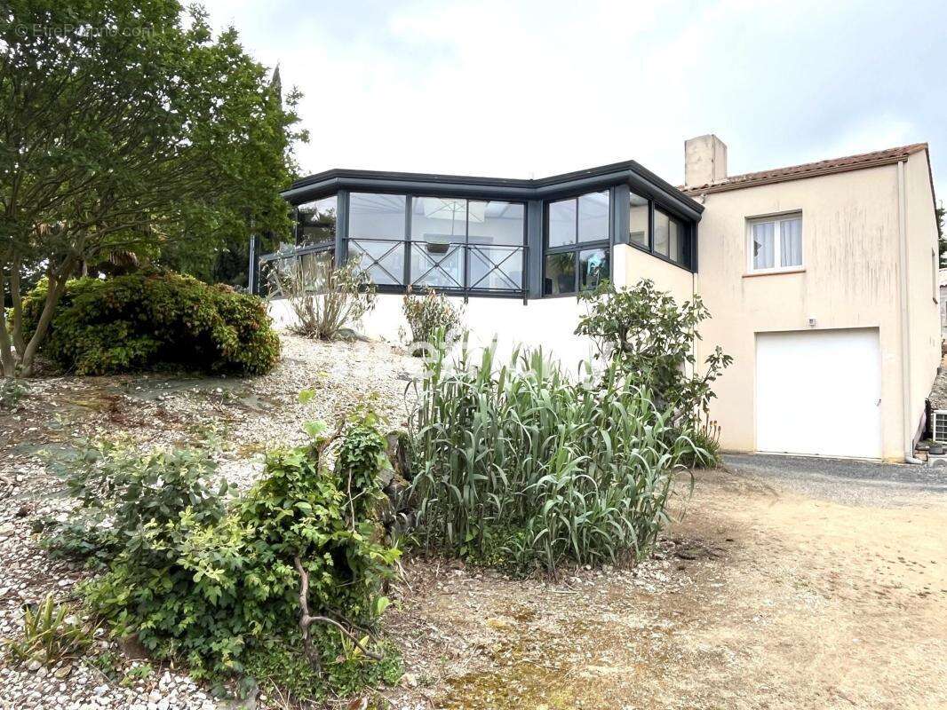 Maison à LE GIROUARD