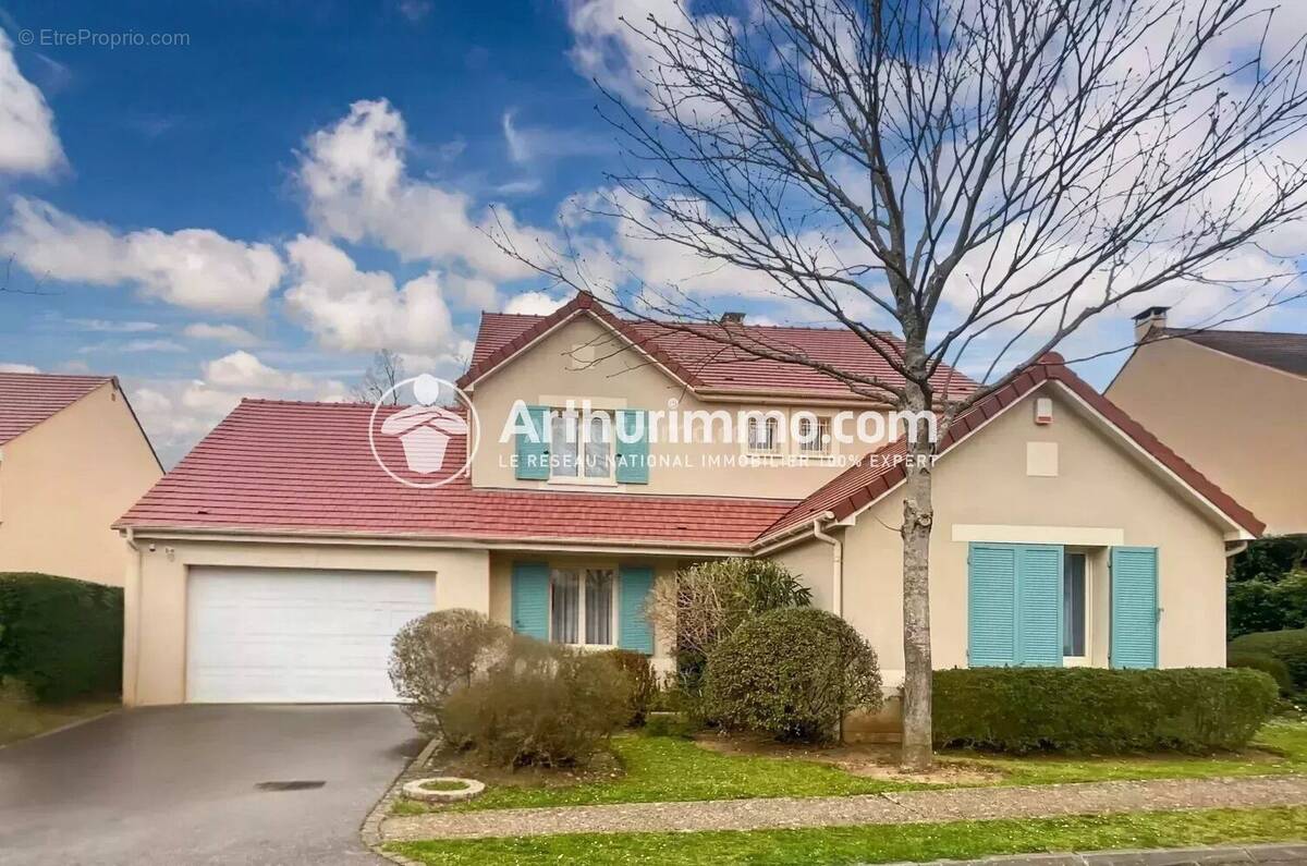 Maison à SAINT-GERMAIN-LES-CORBEIL