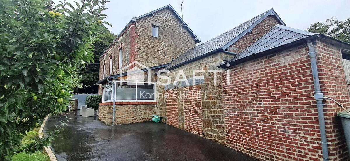 Photo 1 - Maison à LA FERTE-MACE