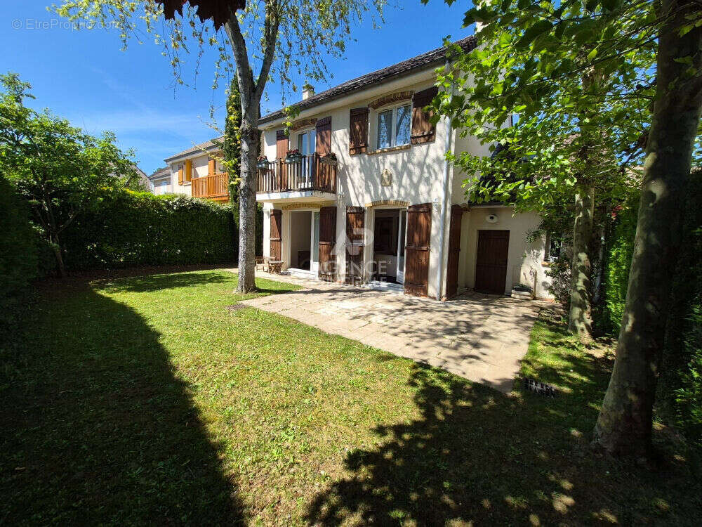Maison Fourqueux 7 pièce(s) - photo 4