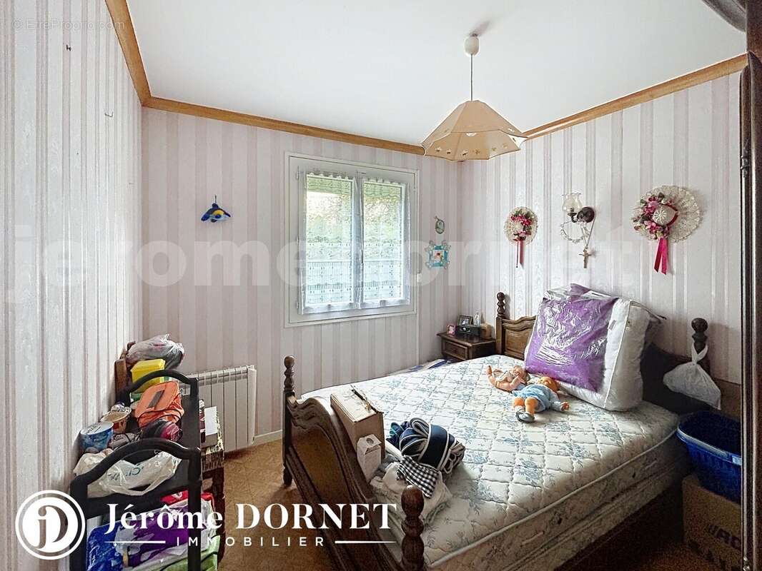 men_00005 - Maison à BRETEUIL
