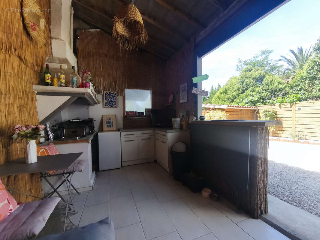 Maison à NISSAN-LEZ-ENSERUNE