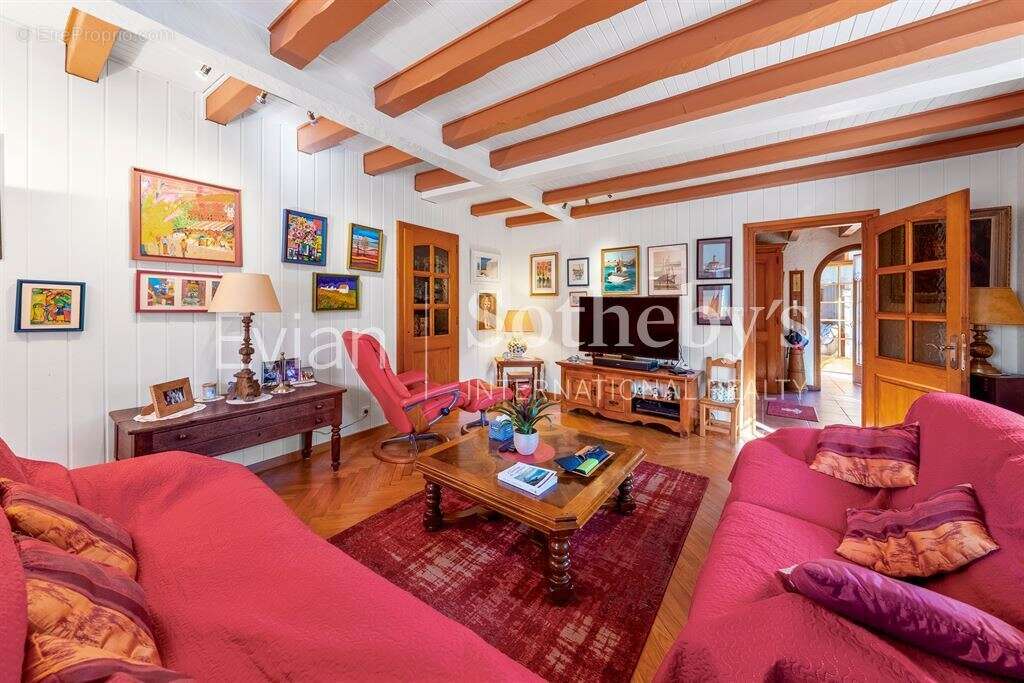 Maison à MAXILLY-SUR-LEMAN