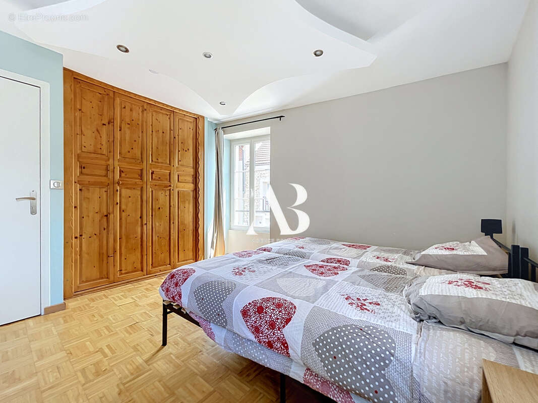 Nangis (77370)   Maison de caractère de 170 m2   5 chambres   Studio indépendant   Jardin sans vis-à-vis - photo 16