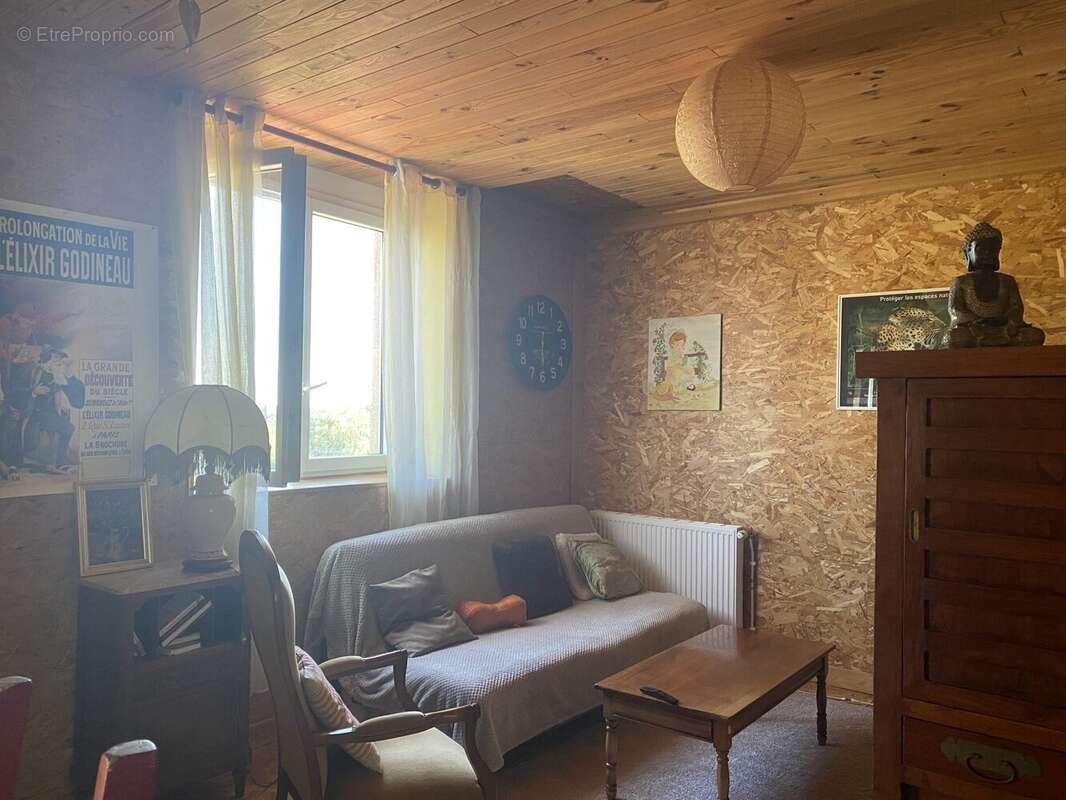 Maison 140 m² à Chamberet  - photo 4