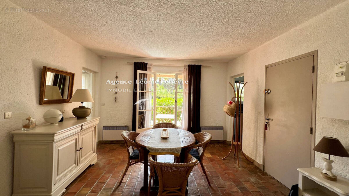 Appartement à LES ISSAMBRES