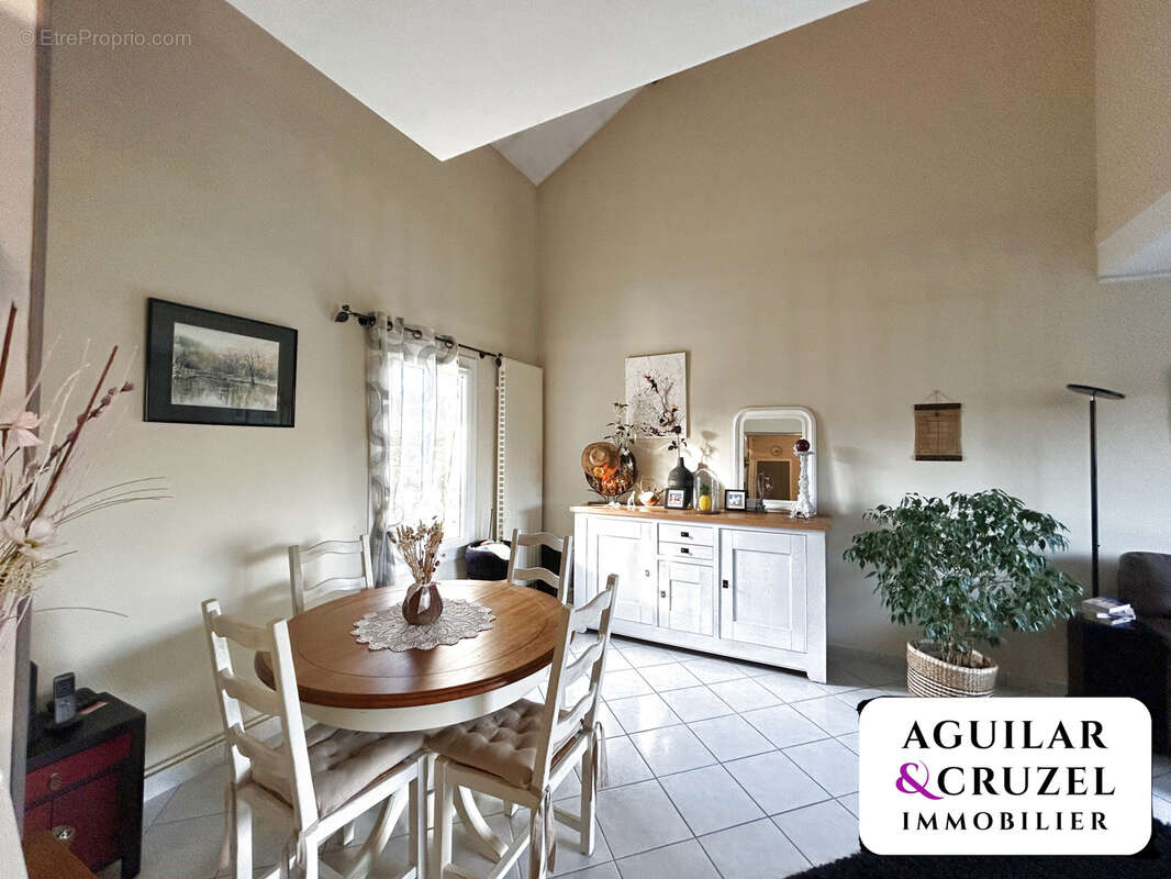 Maison à SAINT-DOULCHARD