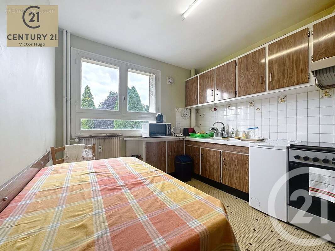 Appartement 78 m² à Limoges  - photo 3
