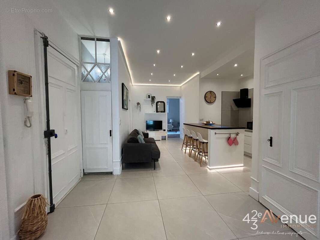 Appartement à SAINT-ETIENNE