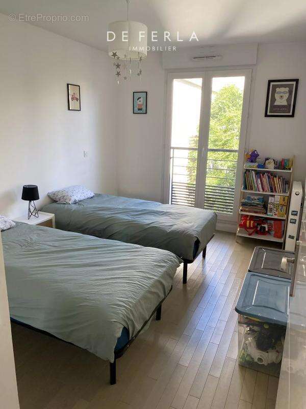 Appartement à ISSY-LES-MOULINEAUX