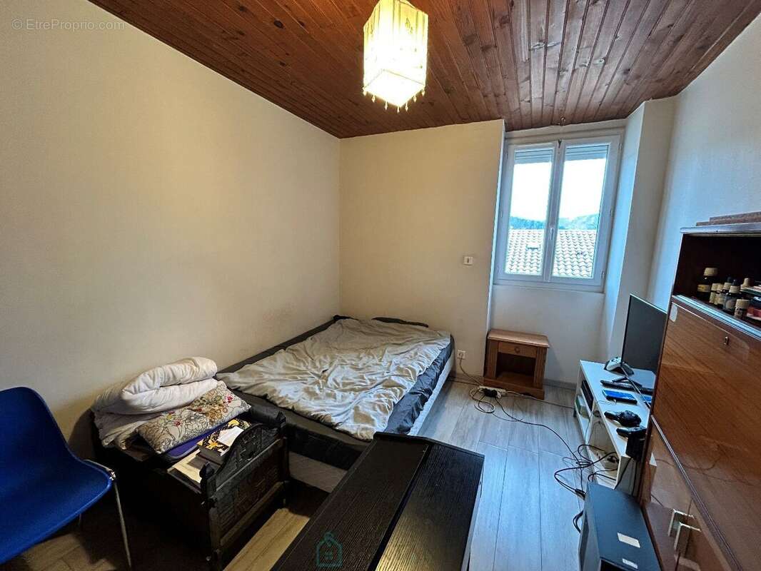 Appartement à BESSEGES