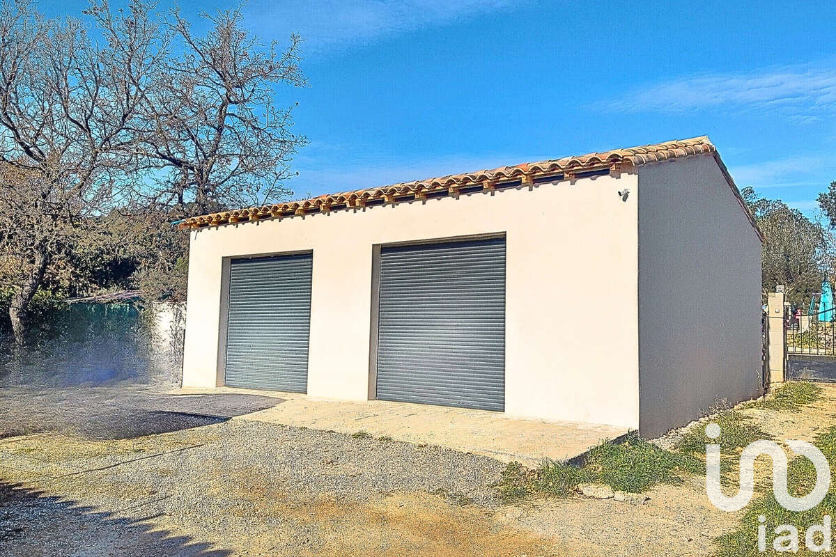 Photo 9 - Maison à SEILLONS-SOURCE-D&#039;ARGENS