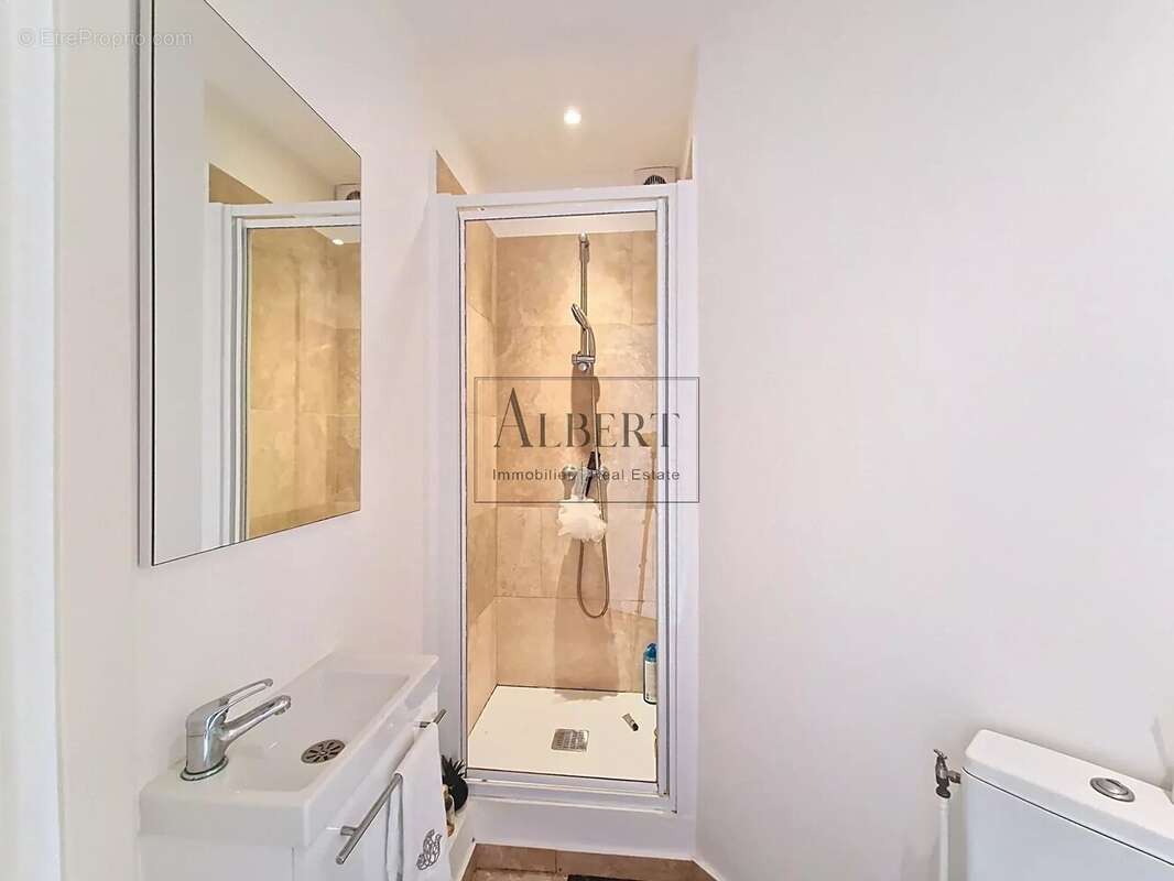 Appartement à LE CANNET