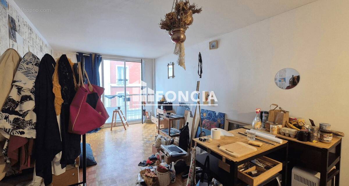 Appartement à PARIS-18E