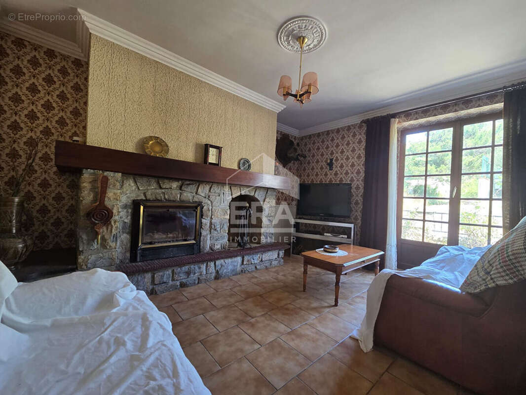 Maison à ESPERAZA