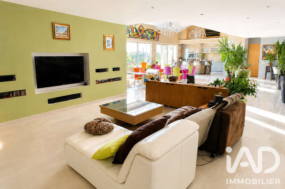 Maison 750 m² à Chapeiry  - photo 3