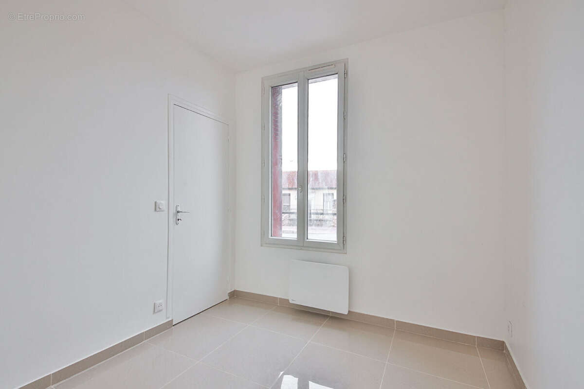 Appartement à NANTERRE