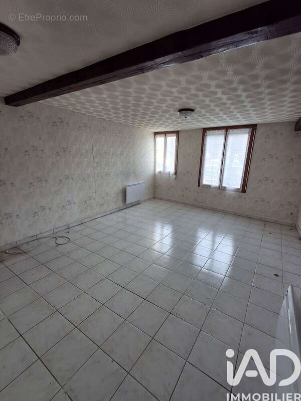 Photo 8 - Maison à FONTAINE-LES-GRES