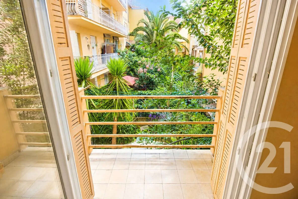 Appartement à MENTON