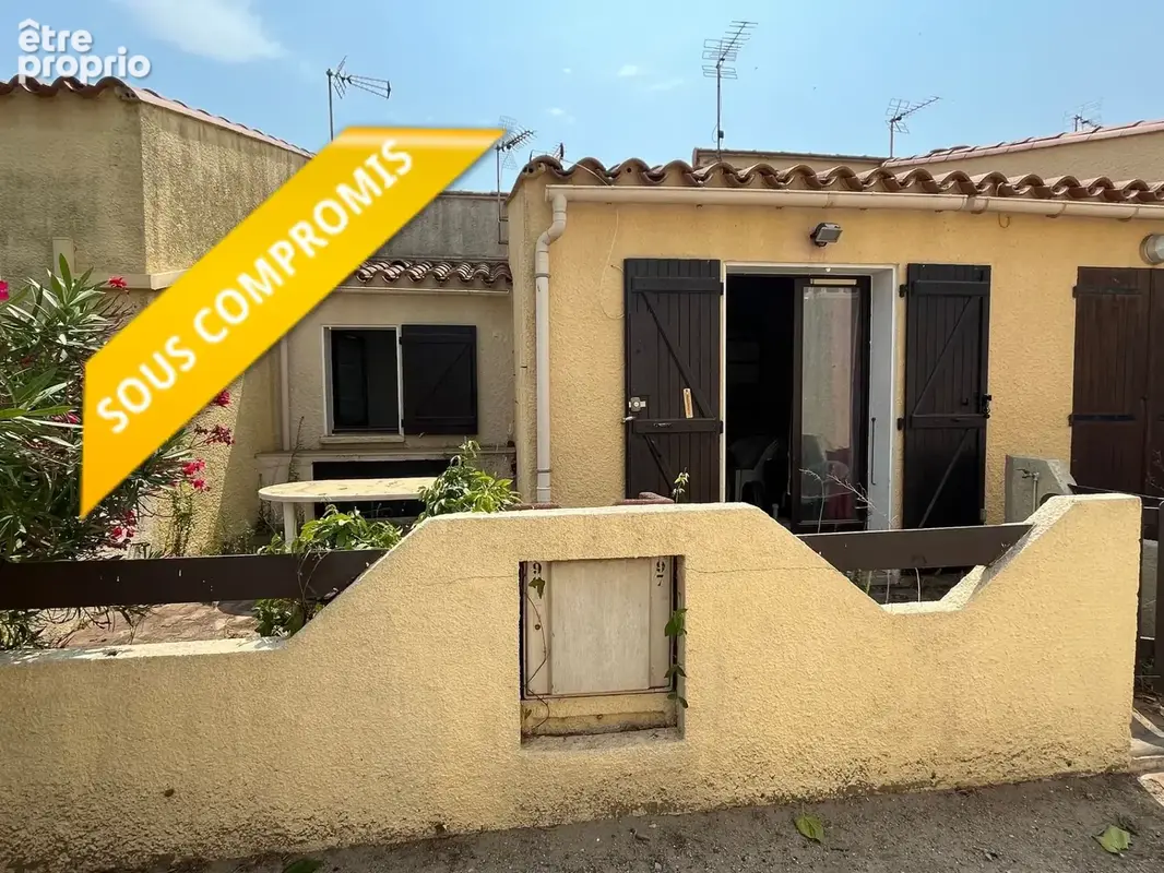 Photo Maison à Fleury au prix de 137 000€