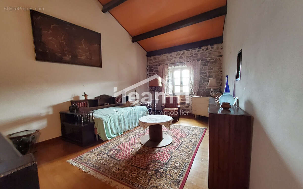 Maison à SAINT-PAUL-LE-JEUNE