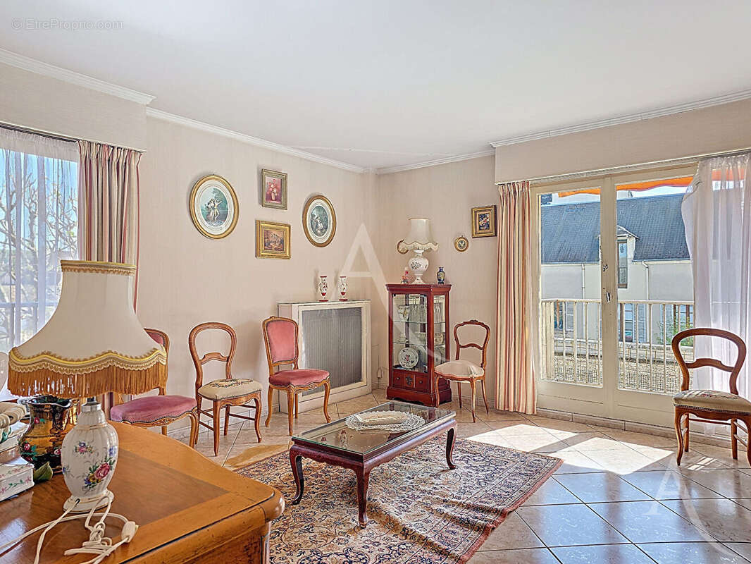 Appartement à MANTES-LA-JOLIE