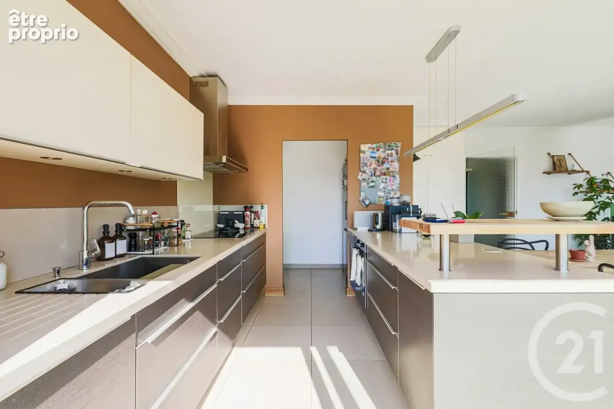 Maison 8 pièces 361 m² à vendre à Corenc (38700) - photo 9