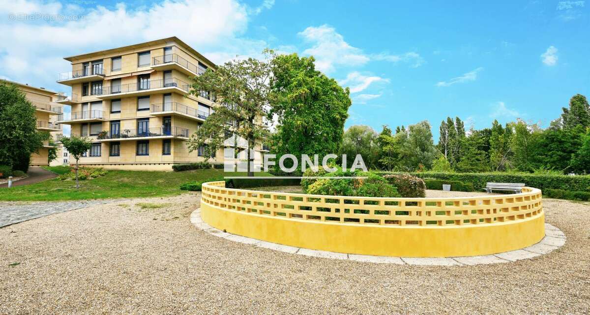 Appartement à MANTES-LA-JOLIE