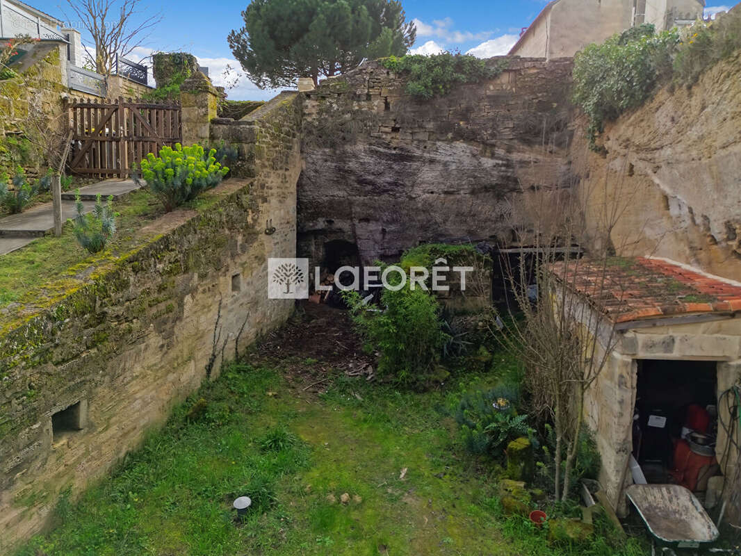Maison à DOUE-LA-FONTAINE