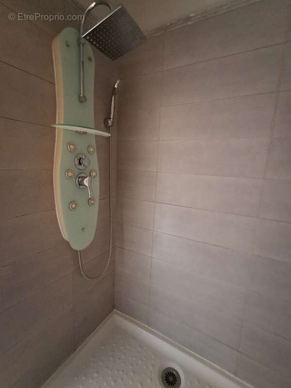 Appartement à LEZIGNAN-CORBIERES