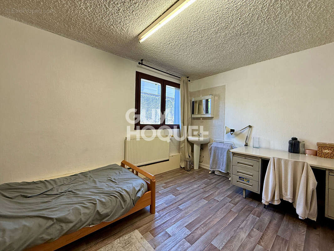 Maison 258 m² sur terrain 13,7 ares - photo 15