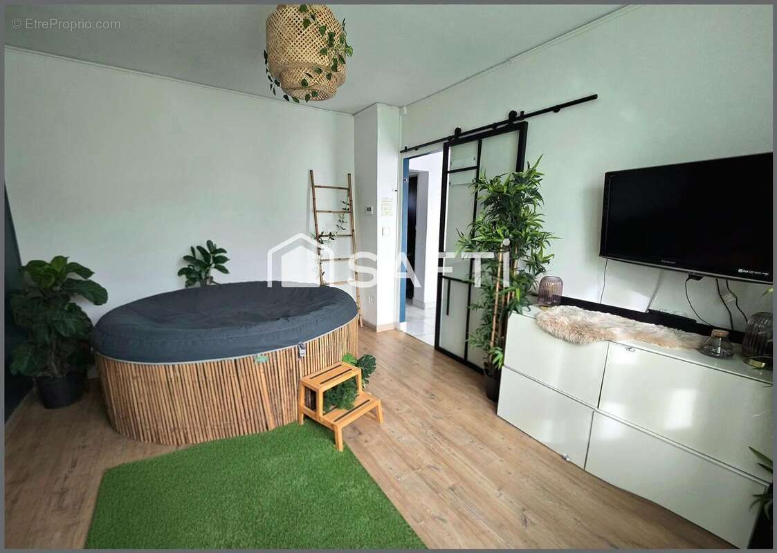 Photo 3 - Appartement à POISSY